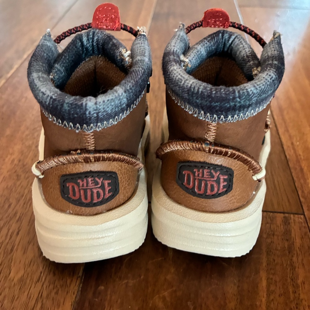 Hey Dude Brown and Red Kids Boots - Picture 5 of 8
